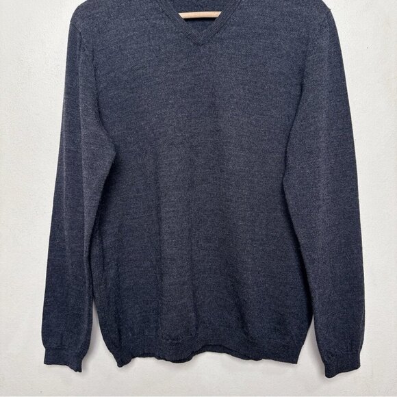 Calvin Klein Mens Large Extra Fine Merino Wool Vneck Sweater In Grey Color - Picture 6 of 16